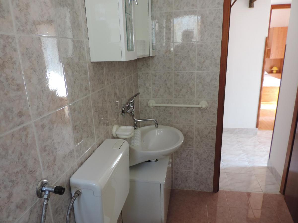 Apartmani Antica Cres Exterior photo